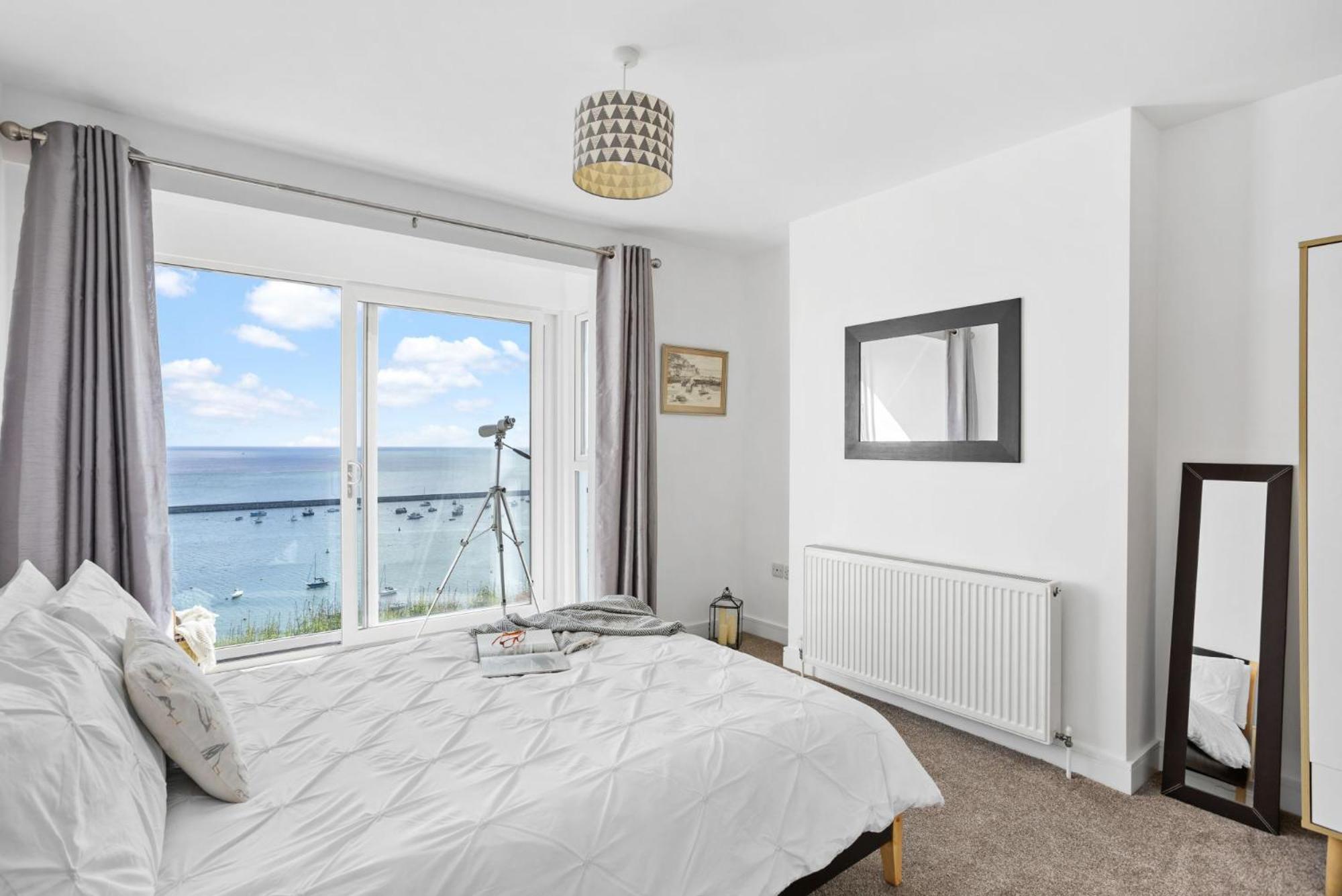 Lighthouse View Villa Бриксам Екстериор снимка