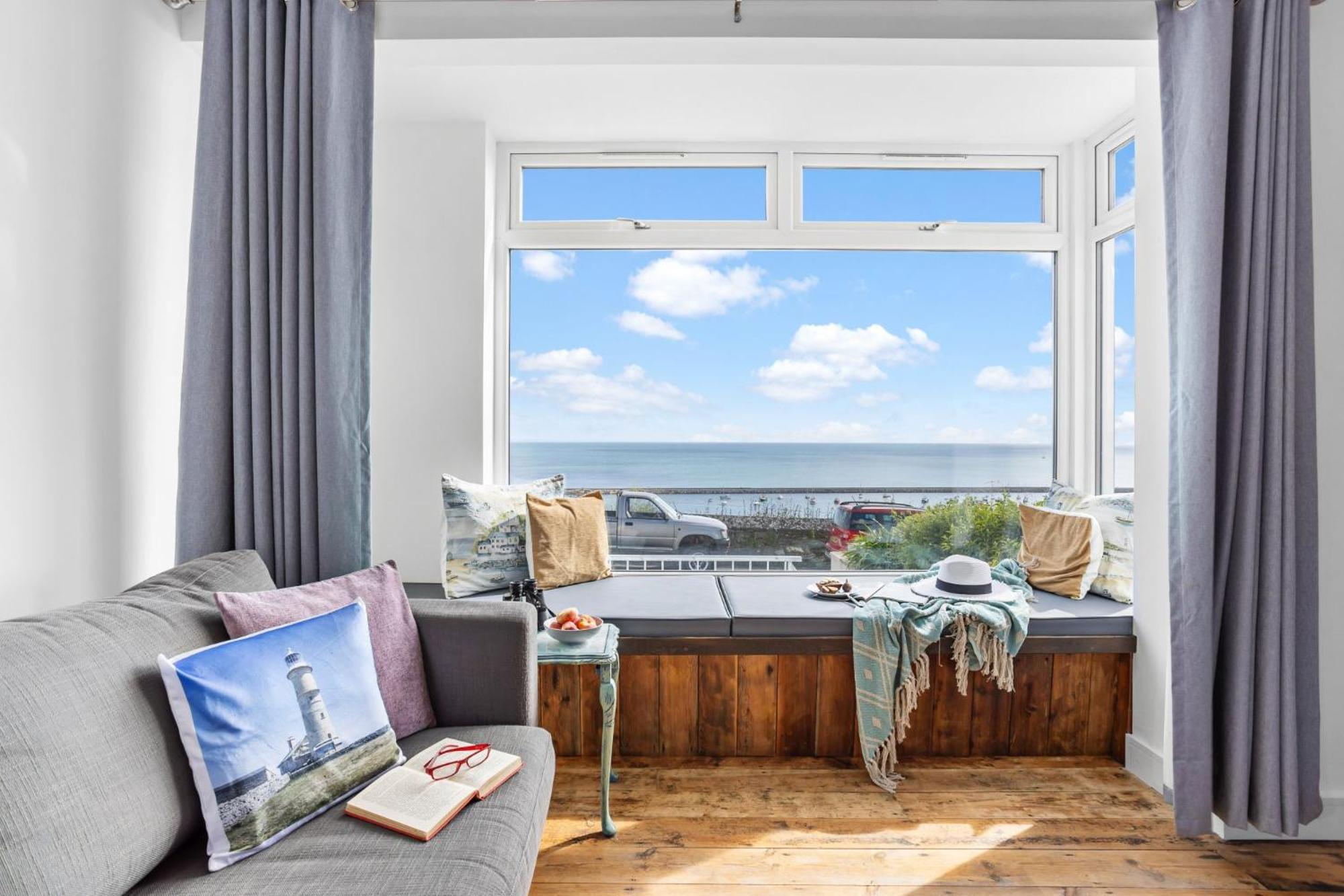 Lighthouse View Villa Бриксам Екстериор снимка