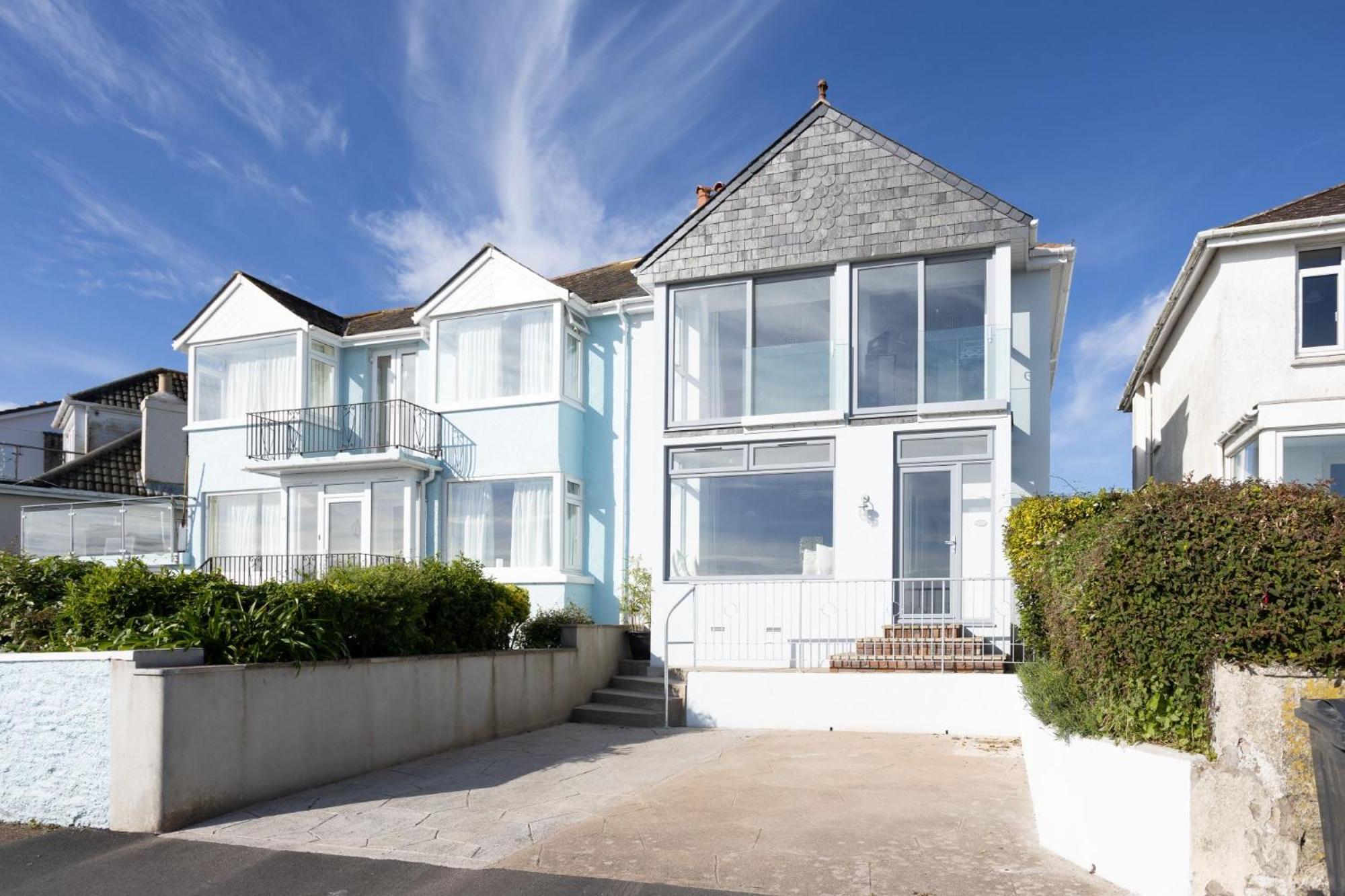 Lighthouse View Villa Бриксам Екстериор снимка